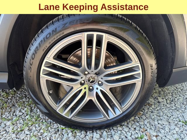 Used 2024 Mercedes-Benz GLS 450 4MATIC image 9