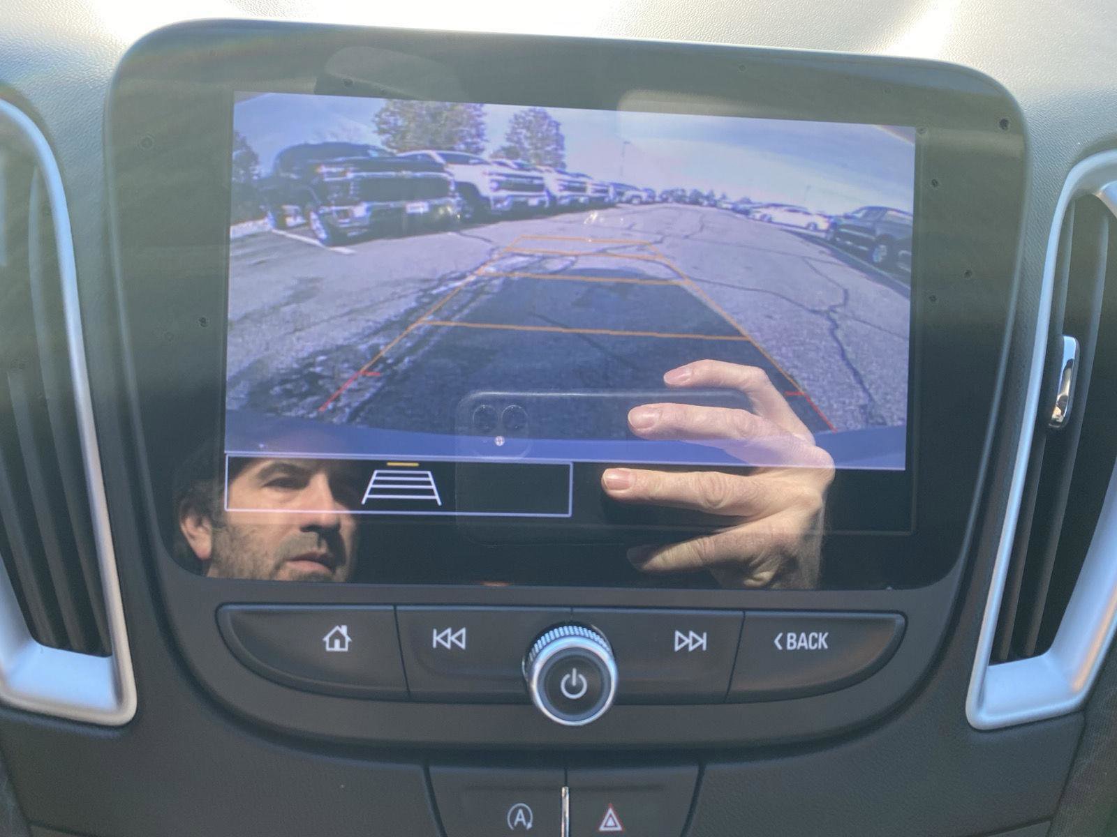 Used 2022 Chevrolet Malibu LS image 21