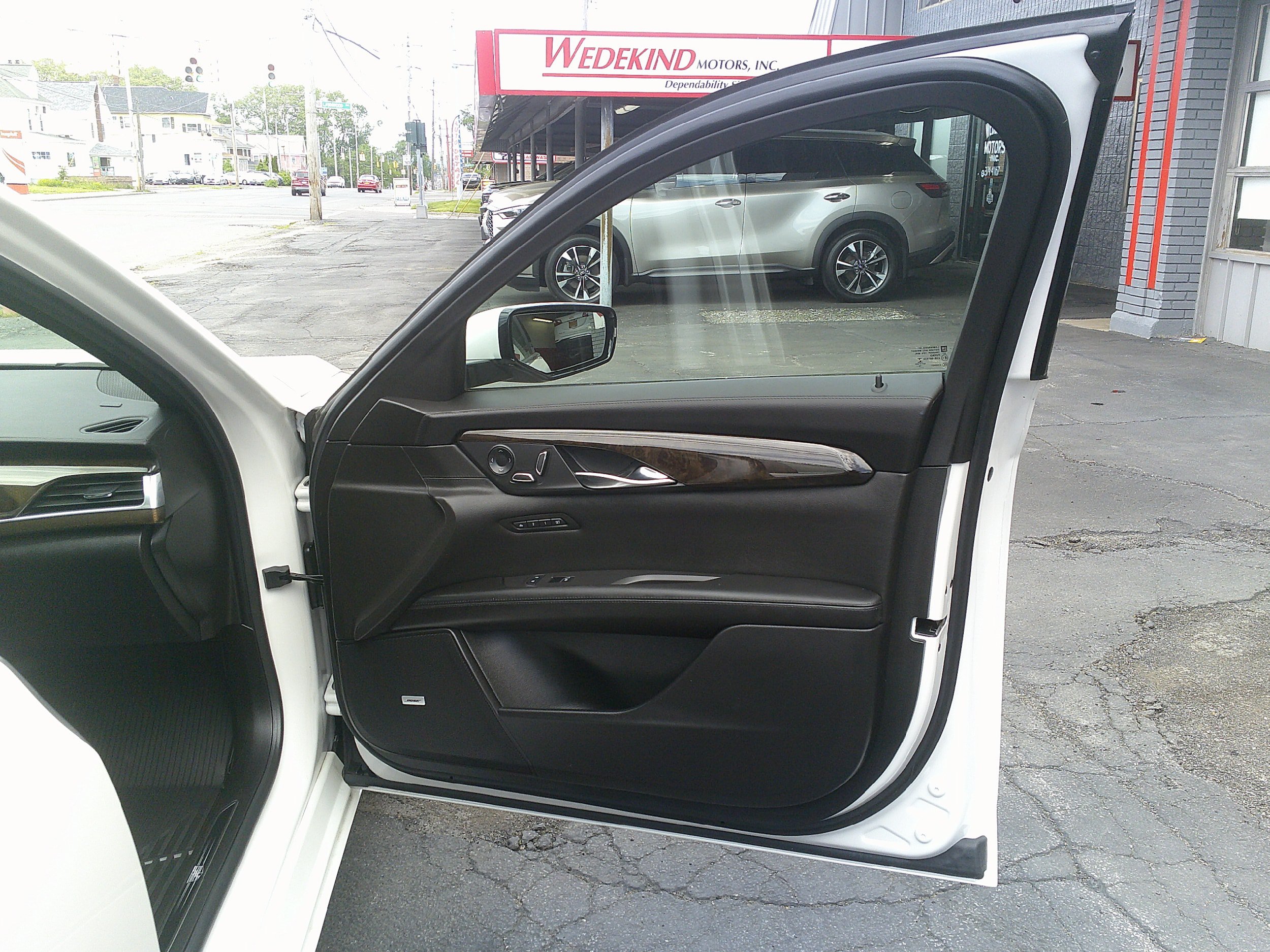 Used 2017 Cadillac CT6 Premium Luxury w/ Driver Assist Package AWD/4WD image 37