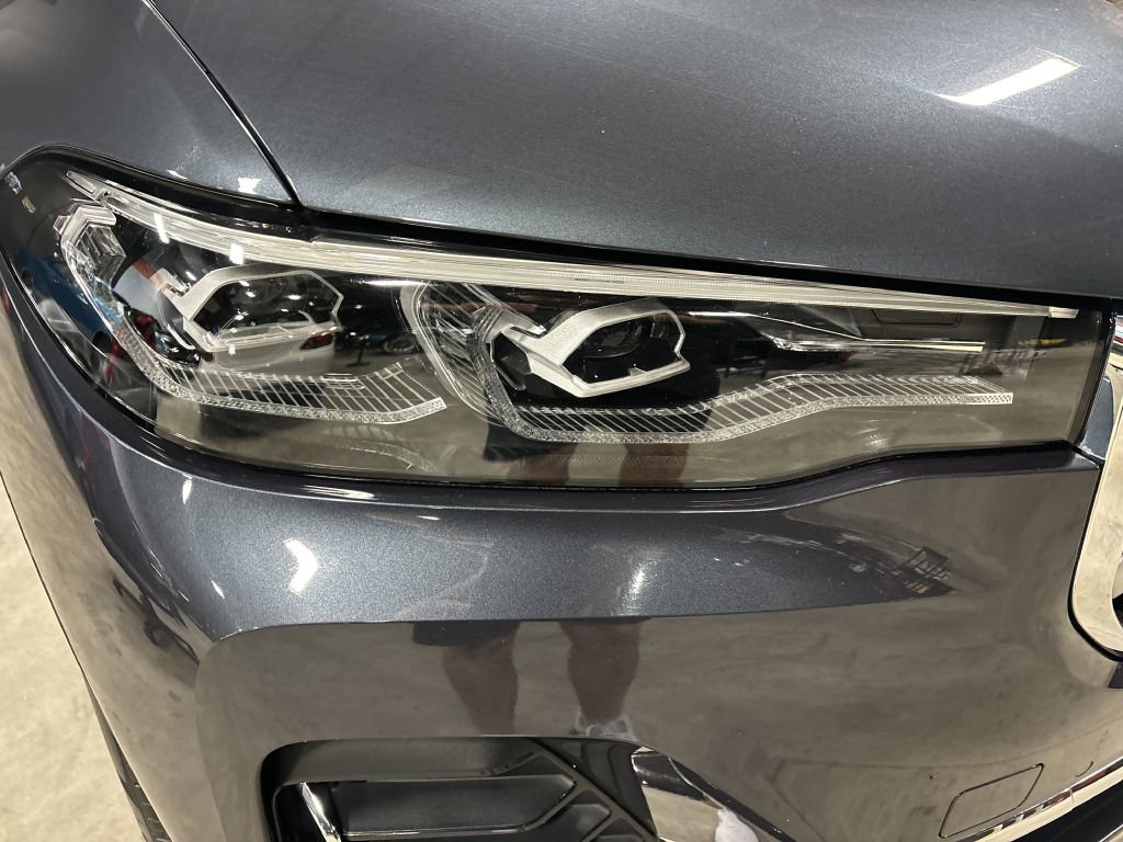 Used 2021 BMW X7 xDrive40i w/ Premium Package image 43