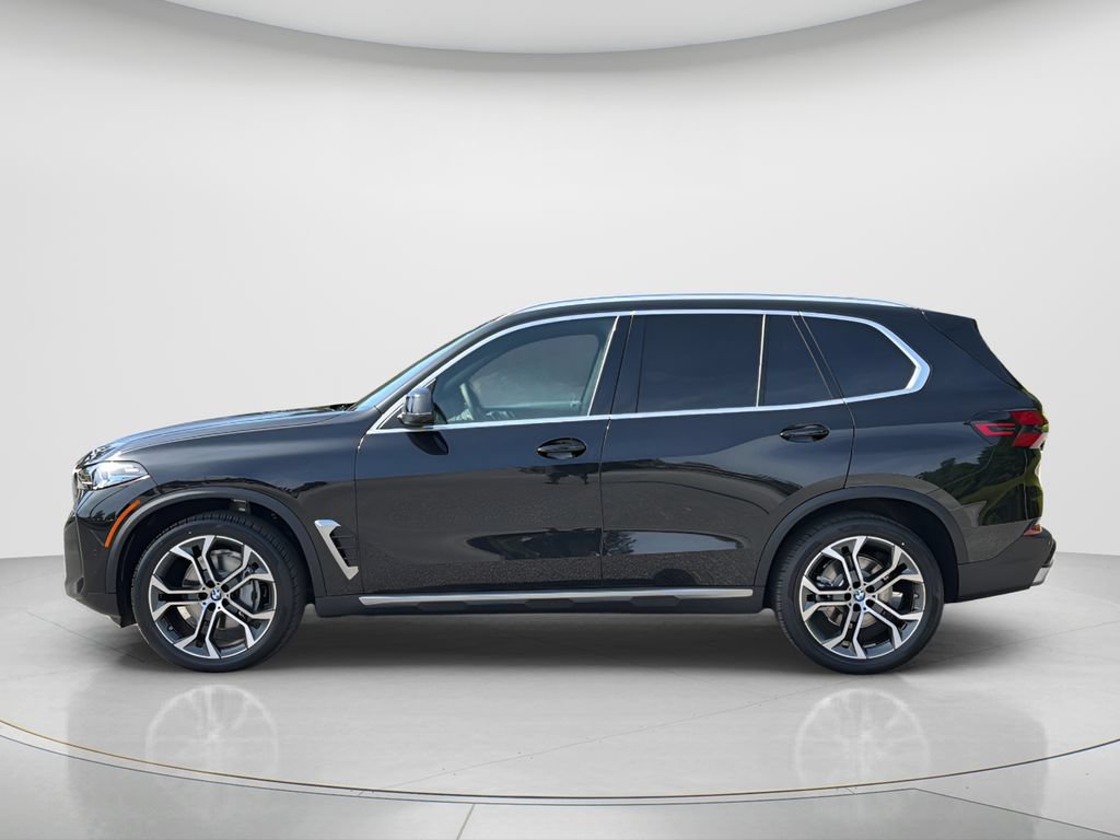 Certified 2026 BMW X5 xDrive40i w/ Climate Comfort Package AWD/4WD image 2