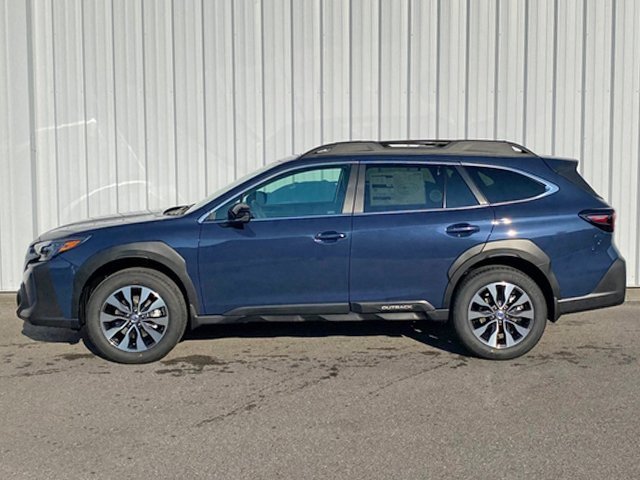 New 2025 Subaru Outback Limited image 4