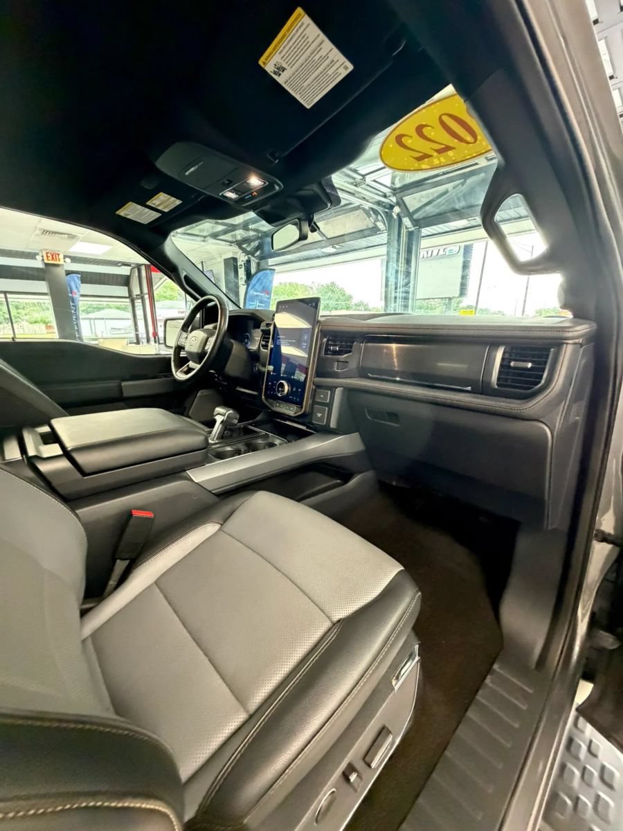 Used 2022 Ford F150 Lightning Lariat AWD/4WD image 21