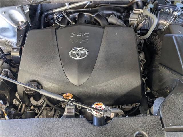 Used 2018 Toyota Highlander XLE image 20