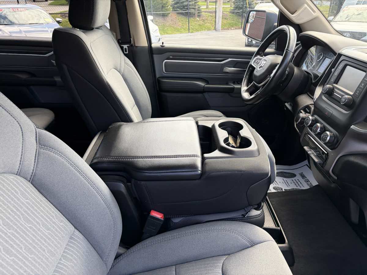 Used 2019 RAM 1500 Big Horn AWD/4WD image 25
