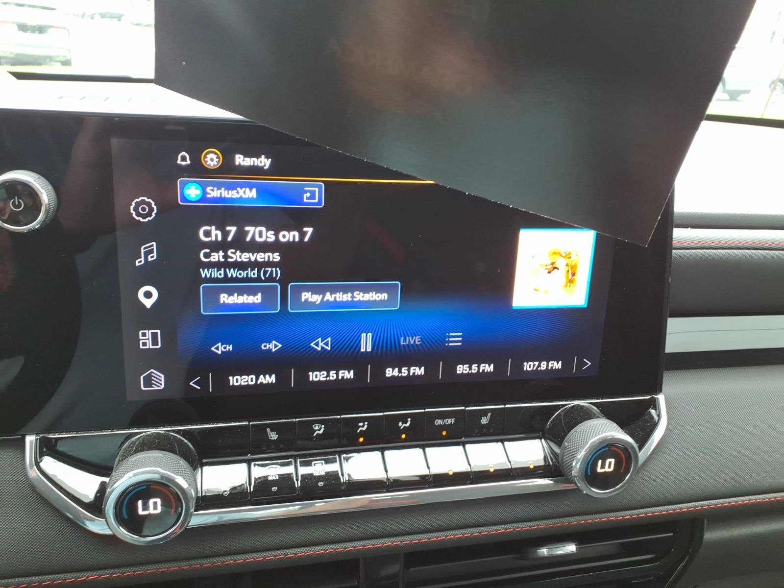 Used 2025 Chevrolet Colorado Z71 AWD/4WD image 23