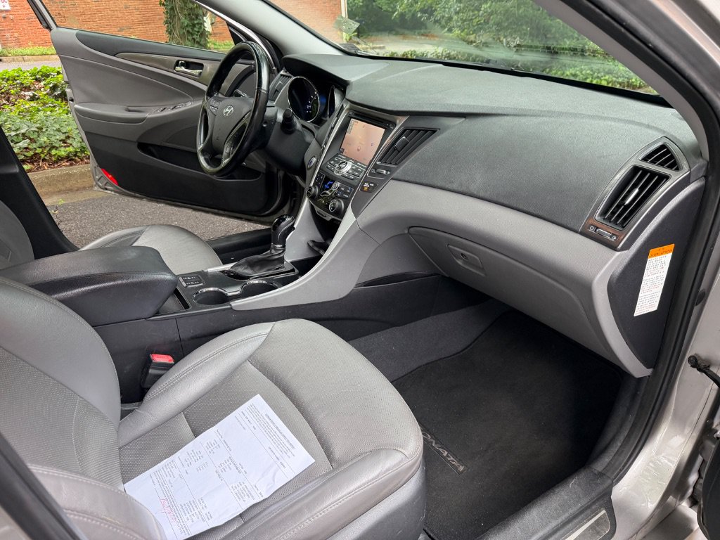 Used 2013 Hyundai Sonata Limited FWD image 8