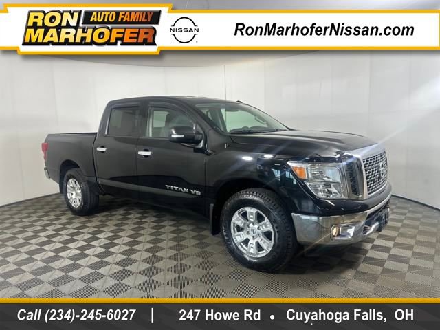 Used 2018 Nissan Titan SV image 1