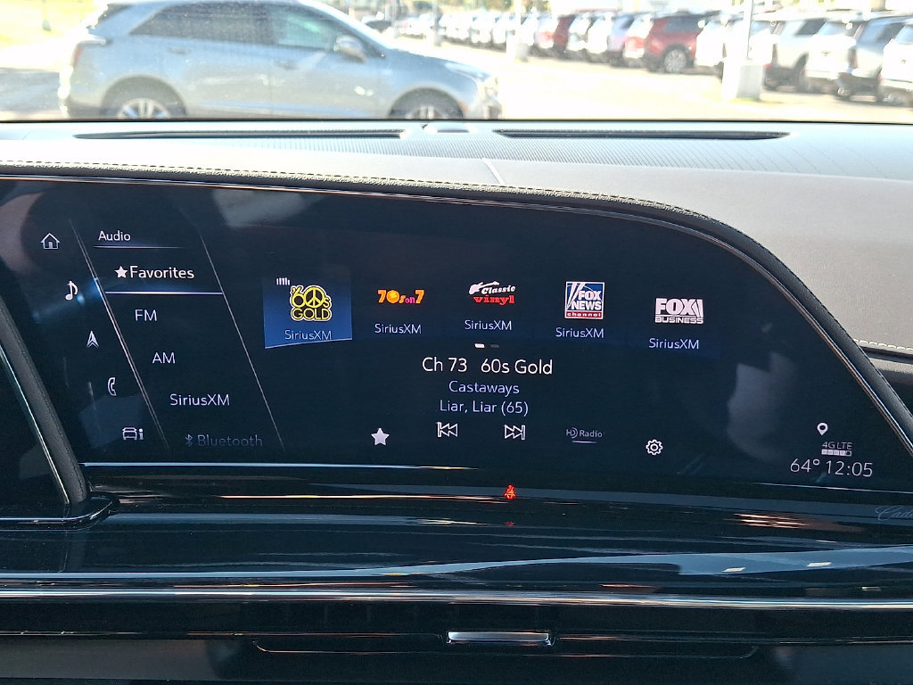 Certified 2024 Cadillac Escalade ESV V AWD/4WD image 22