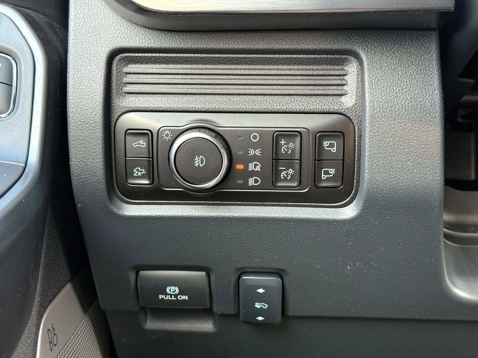 New 2026 Ford F350 Lariat w/ Lariat Ultimate Package image 56
