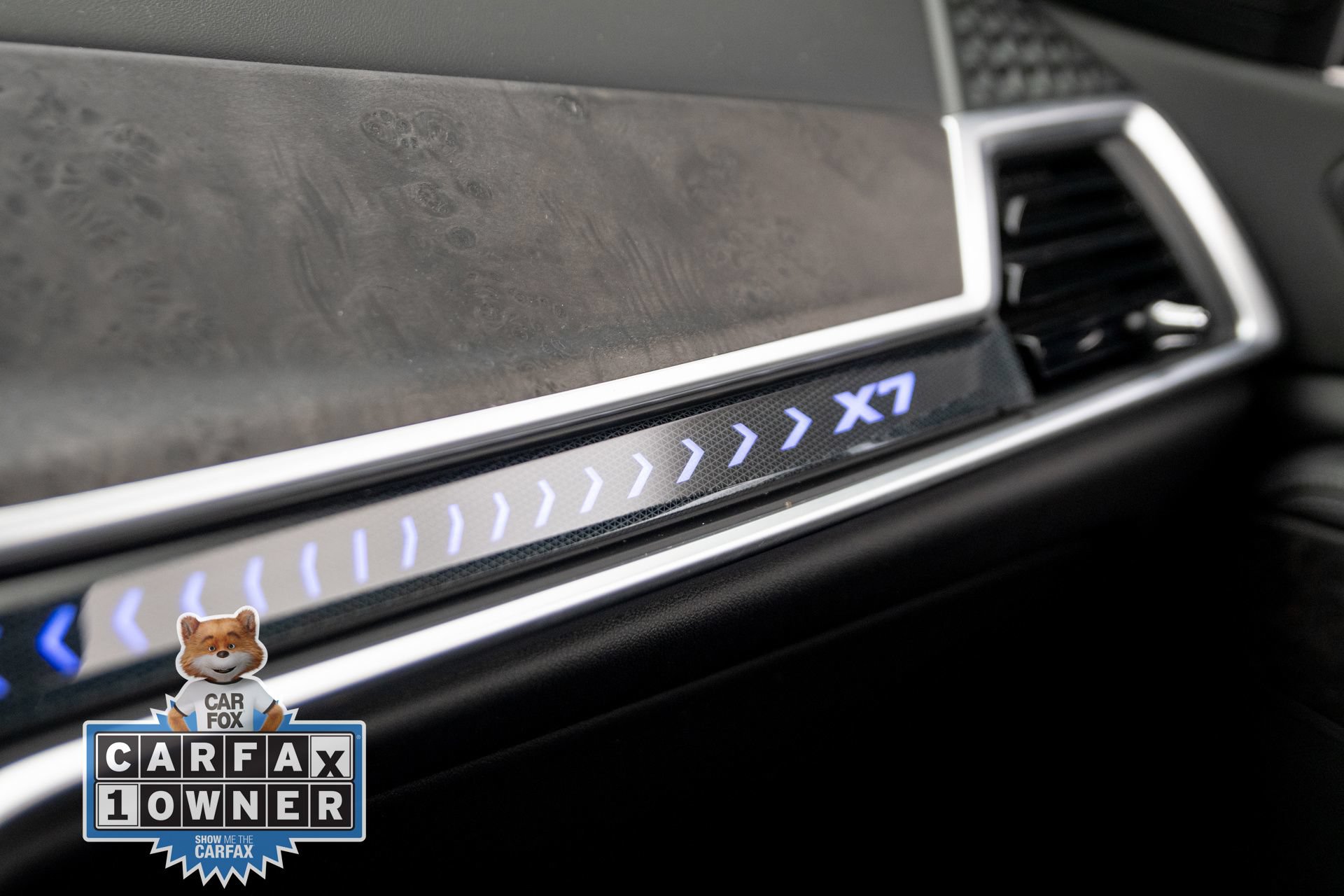 Used 2024 BMW X7 xDrive40i w/ Climate Comfort Package AWD/4WD image 24