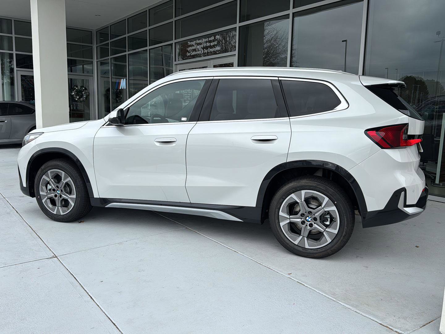 New 2026 BMW X1 xDrive28i w/ Technology Package image 3