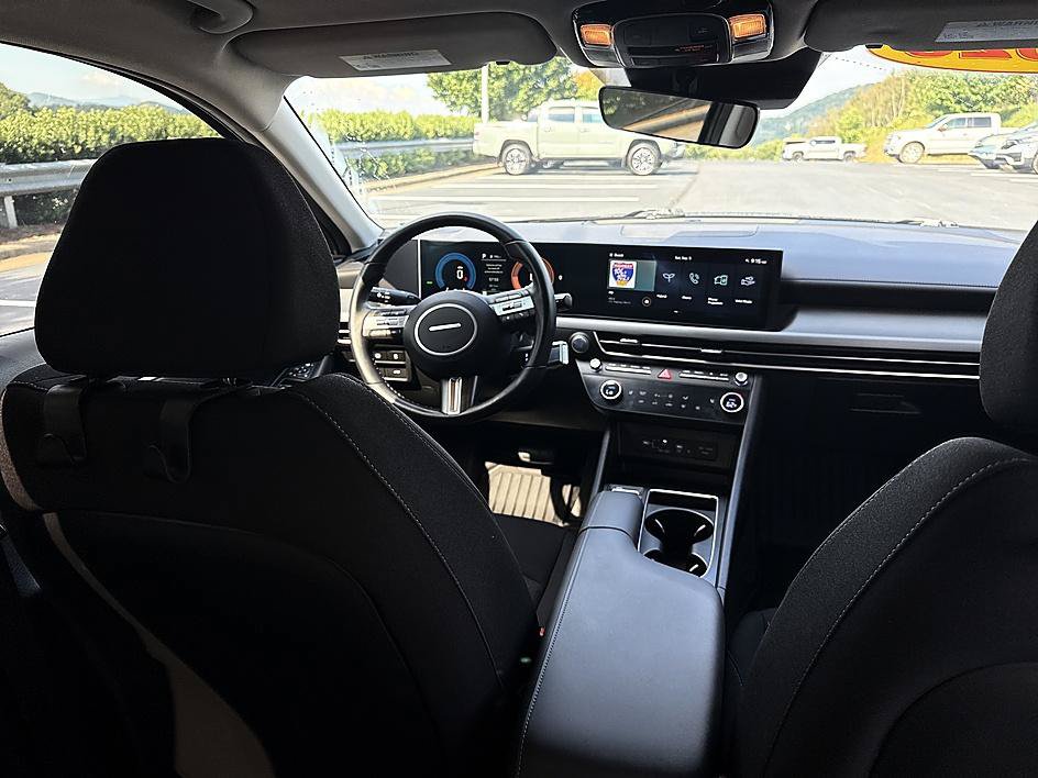 Used 2025 Hyundai Sonata SEL FWD image 19
