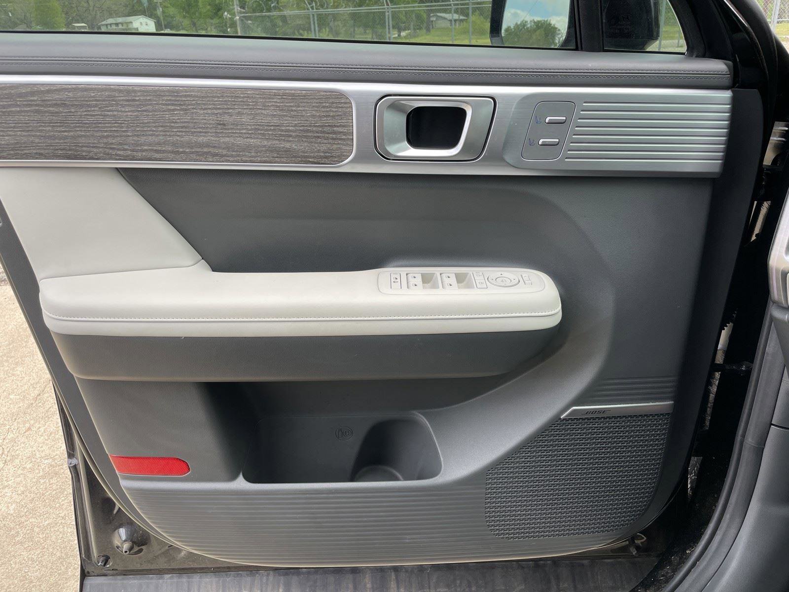 Used 2024 Hyundai Santa Fe Calligraphy image 31