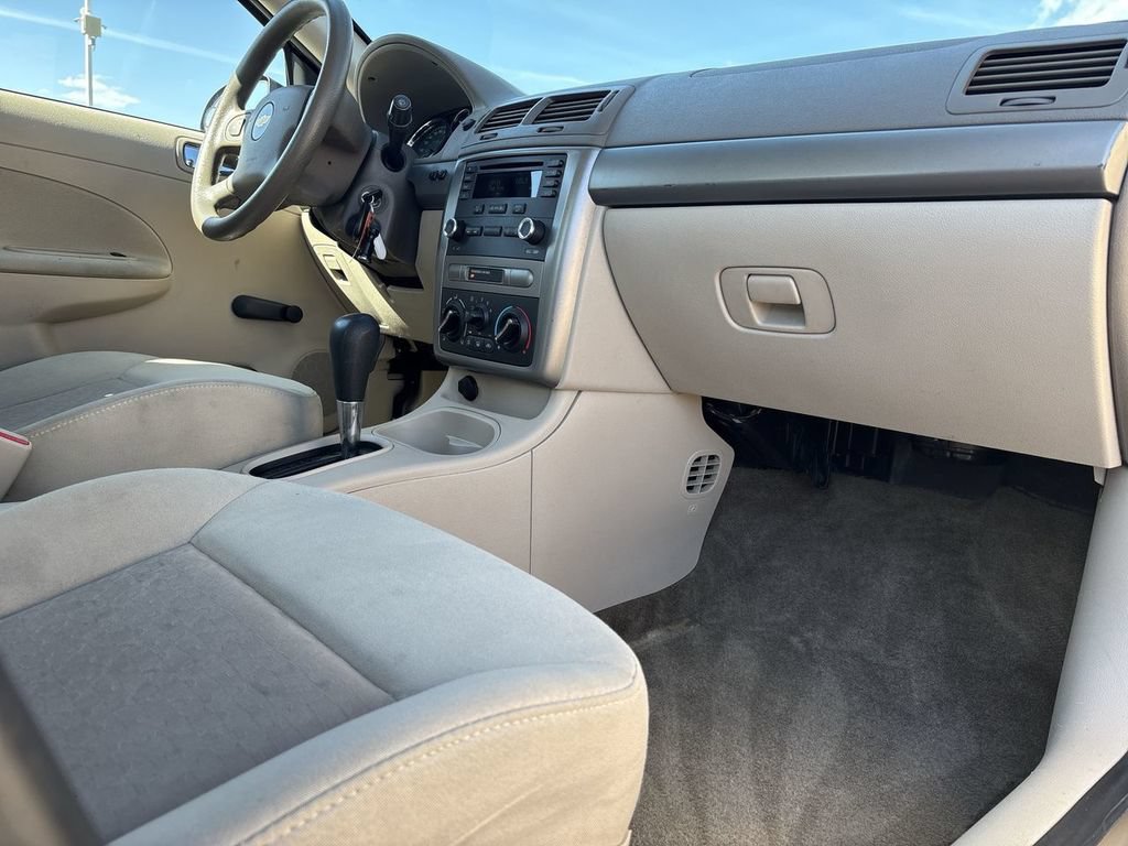 Used 2006 Chevrolet Cobalt LS FWD image 32