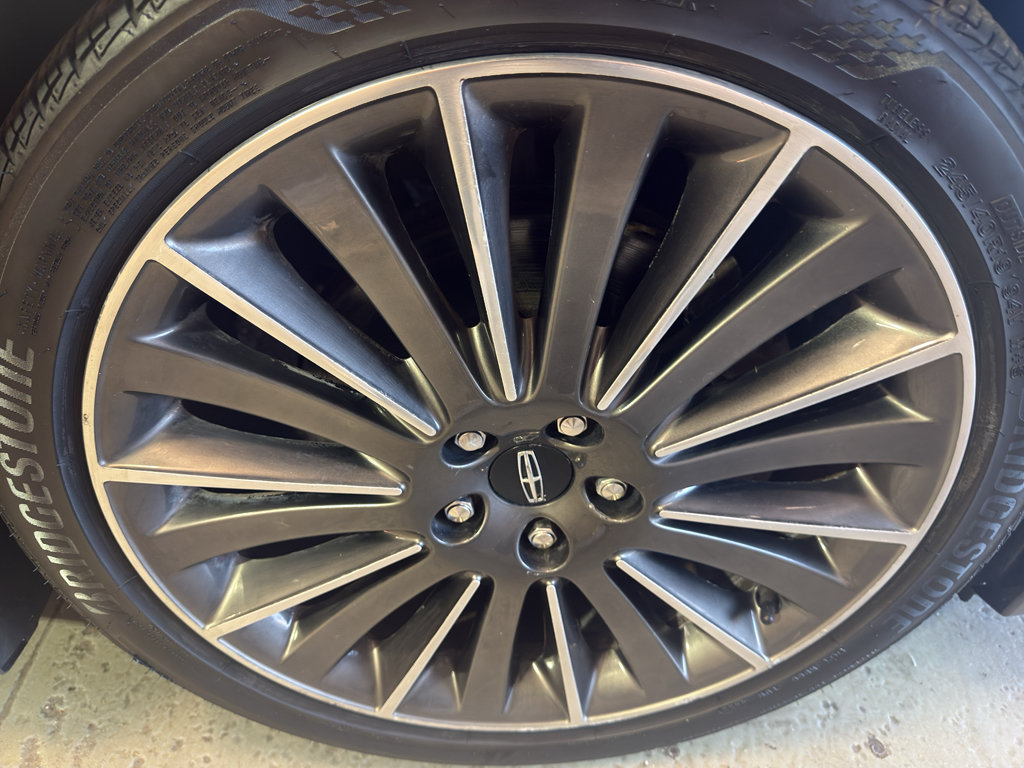 Used 2015 Lincoln MKZ w/ Equipment Group 102A Reserve FWD image 38