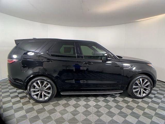 Certified 2025 Land Rover Discovery Dynamic SE image 7