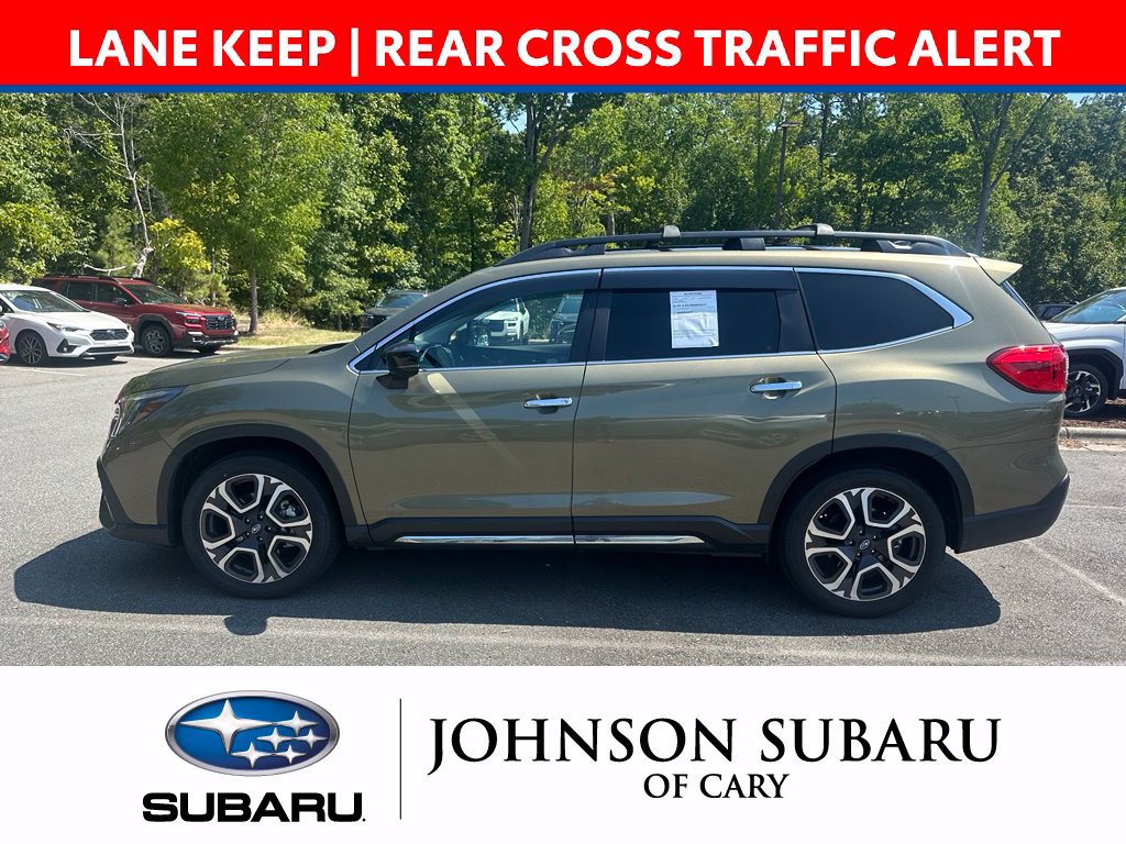 Used 2025 Subaru Ascent Touring AWD/4WD image 5