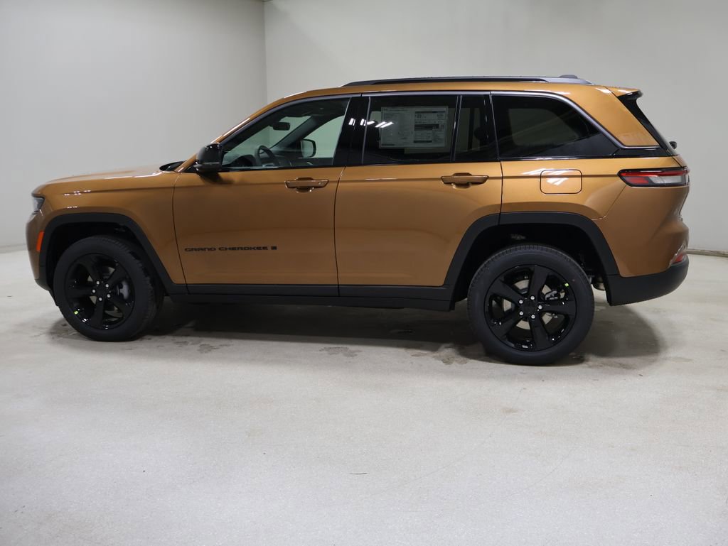New 2026 Jeep Grand Cherokee Limited image 4