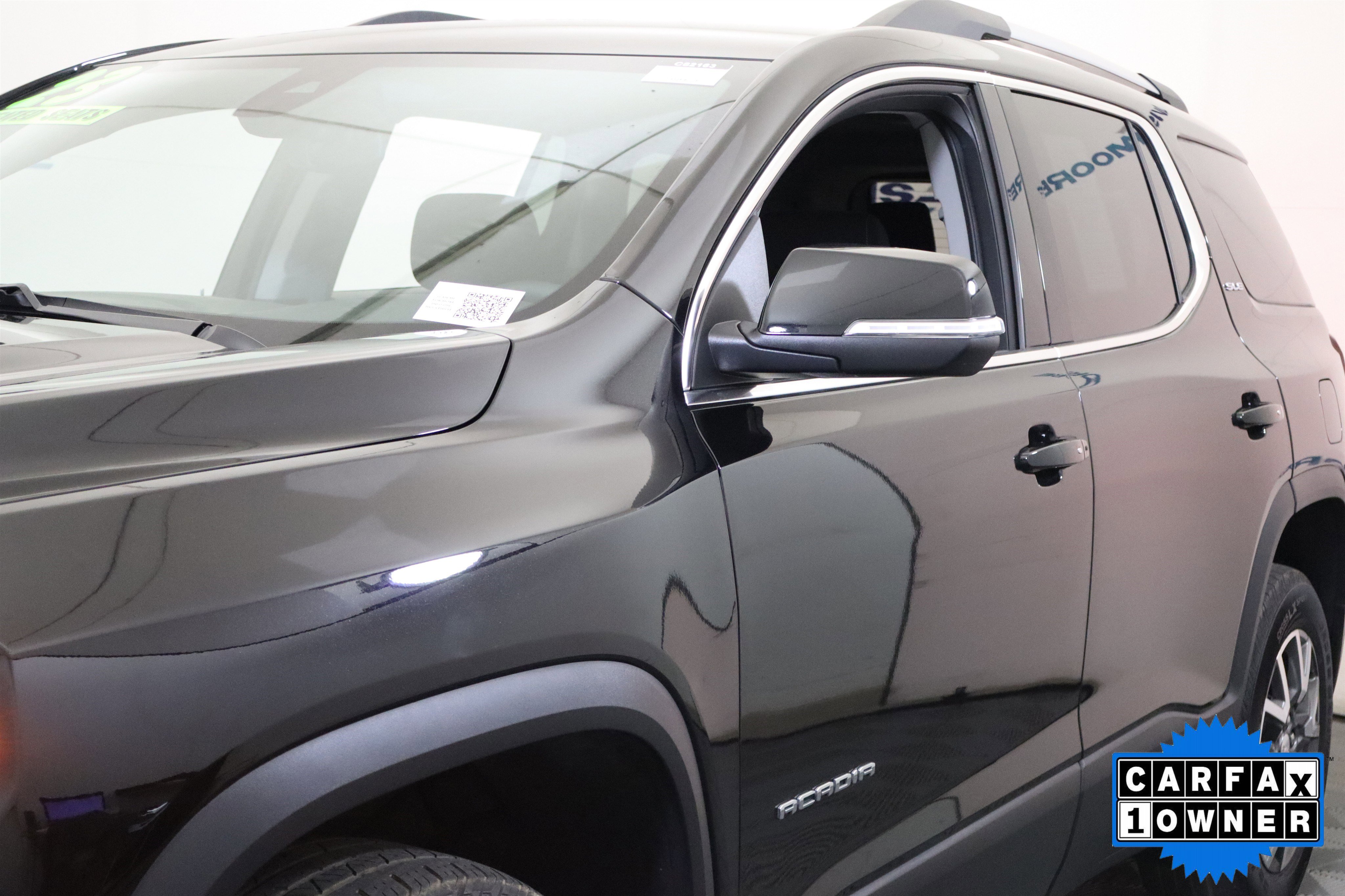 Used 2023 GMC Acadia SLE w/ Driver Convenience Package image 12