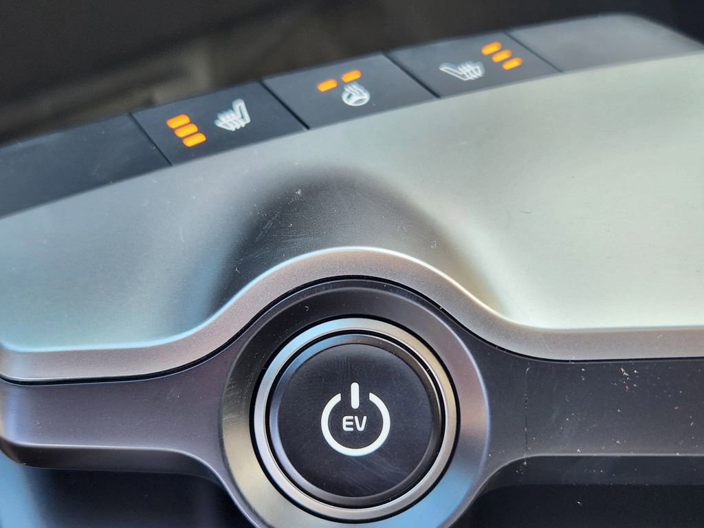 New 2025 Kia EV6 Light image 20
