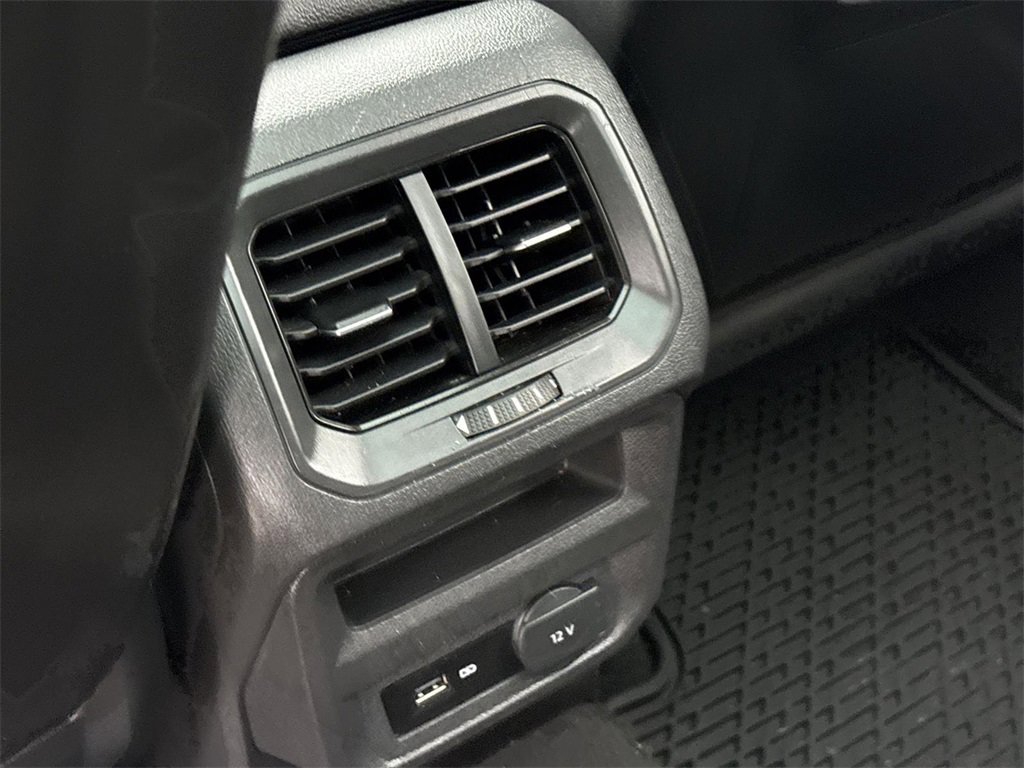 Used 2019 Volkswagen Tiguan SEL image 21