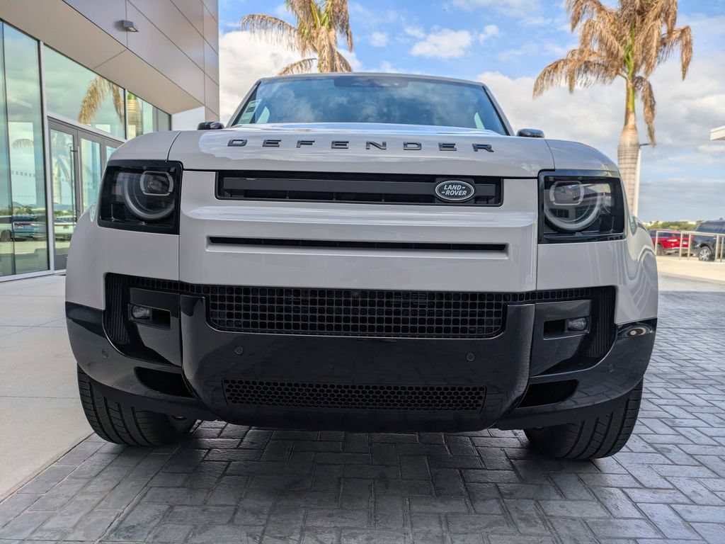 New 2026 Land Rover Defender 110 X-Dynamic SE AWD/4WD image 10