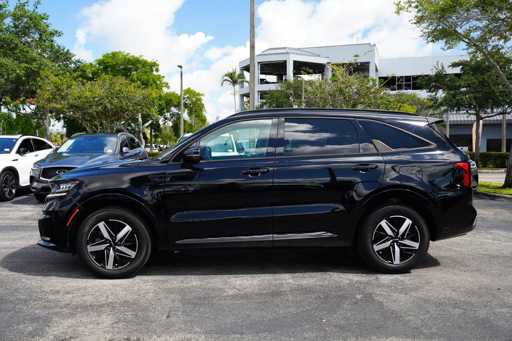Used 2023 Kia Sorento S FWD image 7