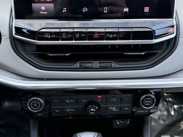 Certified 2024 Jeep Compass Limited AWD/4WD image 12