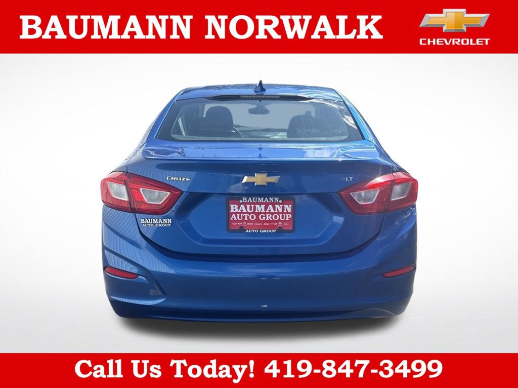 Used 2016 Chevrolet Cruze LT FWD image 10
