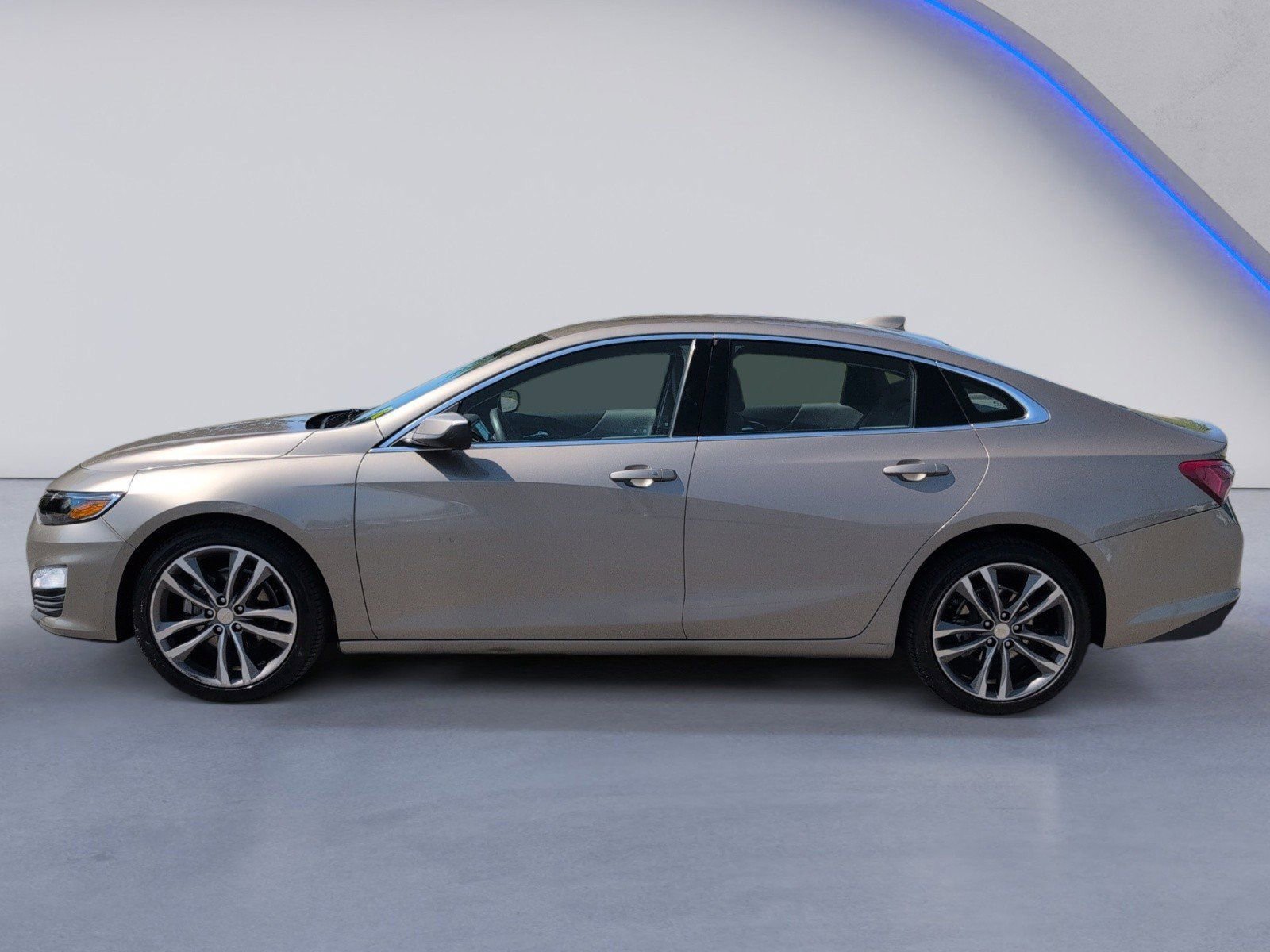 Used 2022 Chevrolet Malibu LT FWD image 12