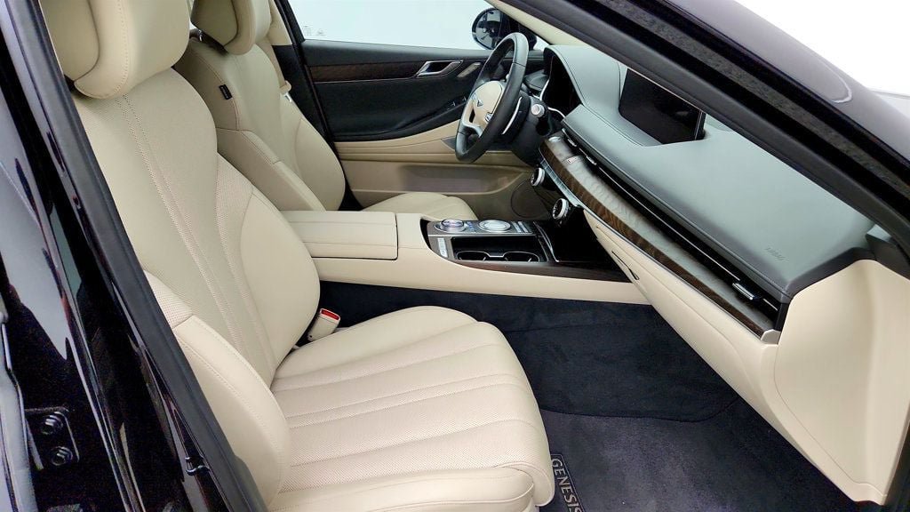 Used 2022 Genesis G80 2.5T w/ Advanced Package RWD image 26