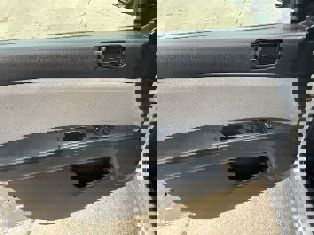 Used 2012 Nissan Sentra 2.0 image 17