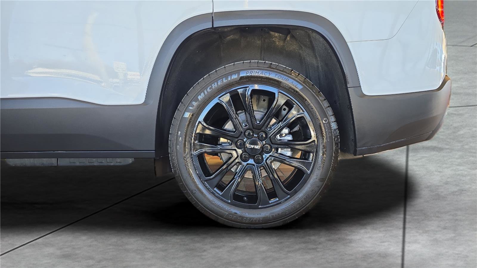 Used 2023 GMC Acadia SLT w/ Elevation Edition image 31