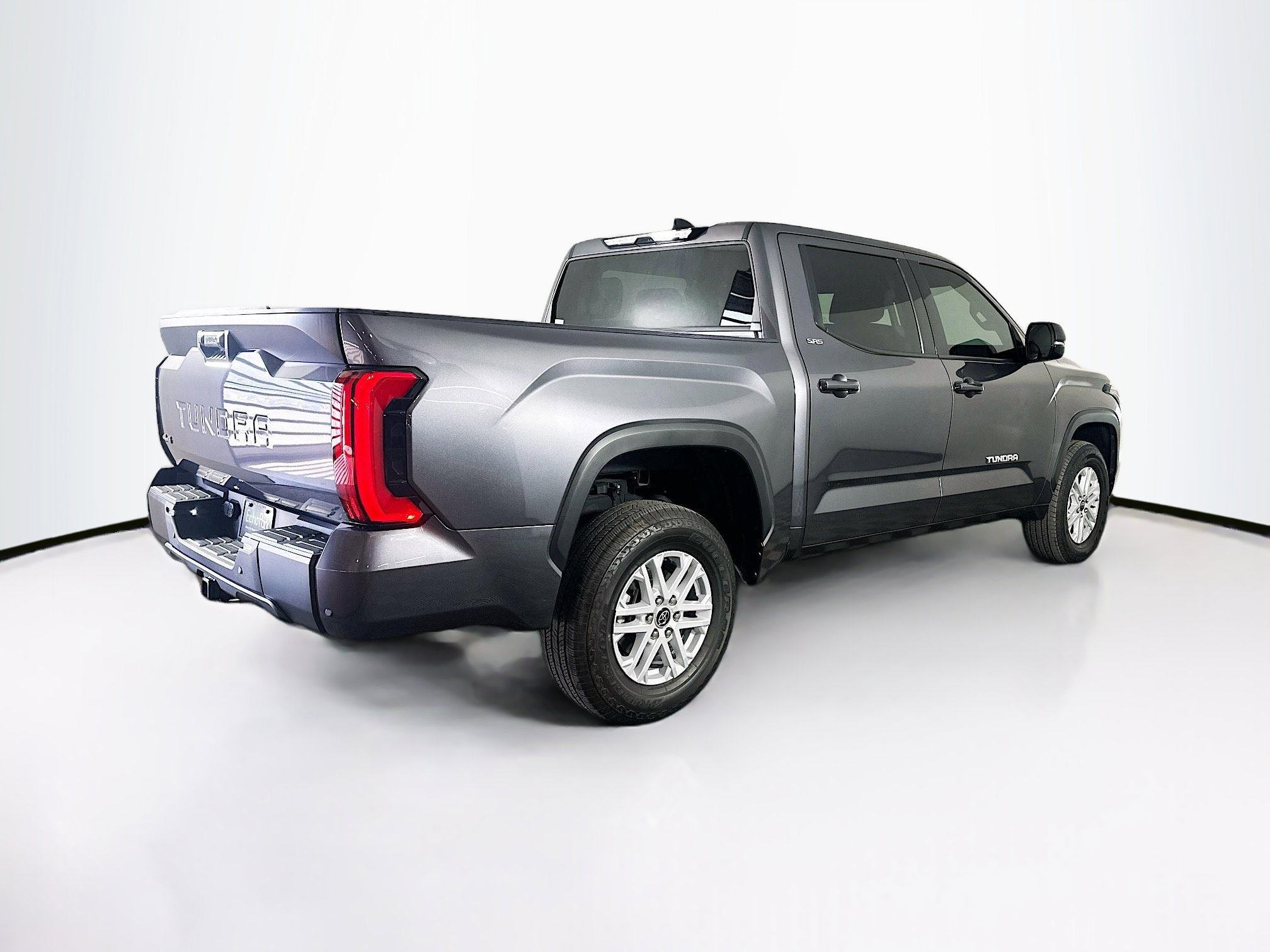 Used 2023 Toyota Tundra SR5 w/ SR5 Premium Package AWD/4WD image 9