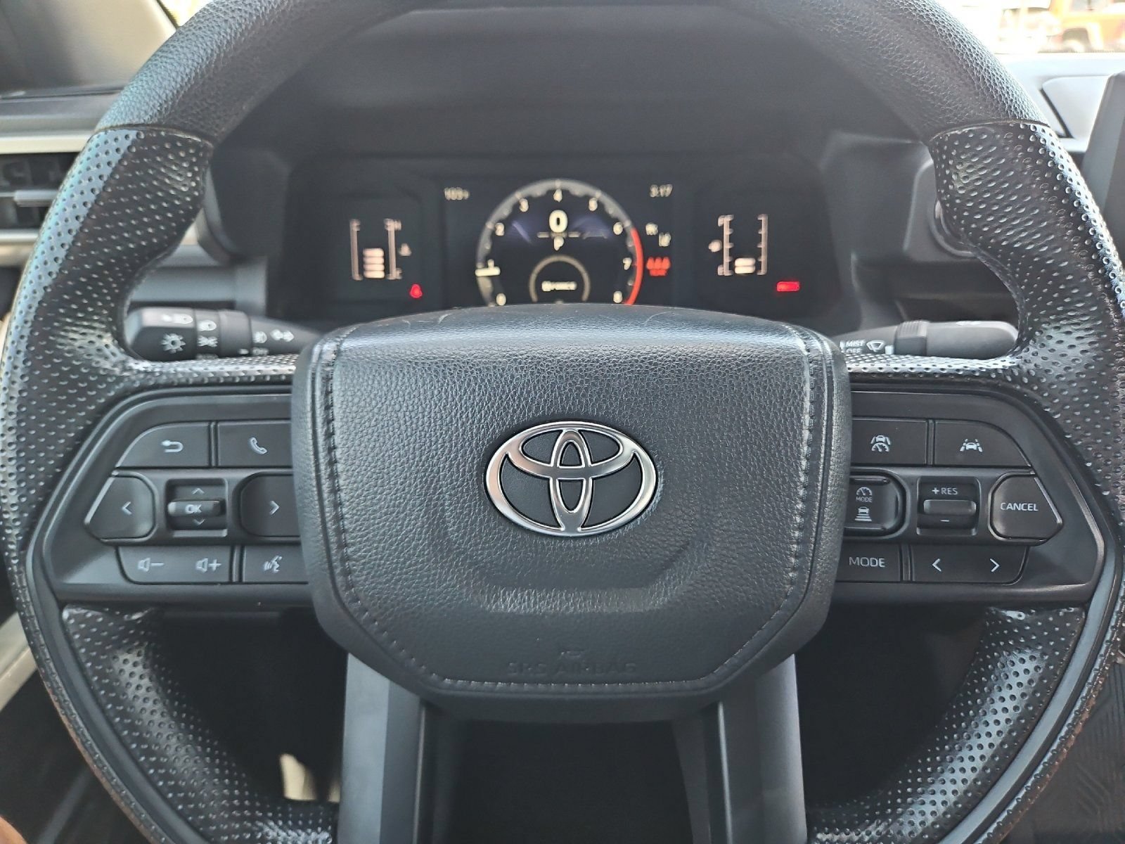 Certified 2025 Toyota Tacoma SR5 AWD/4WD image 20