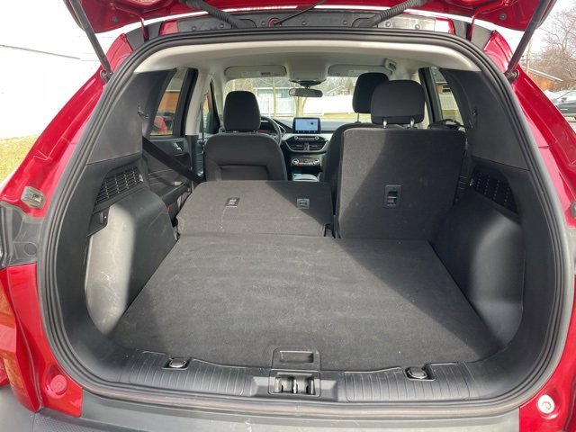 Used 2021 Ford Escape SE w/ Cold Weather Package image 12