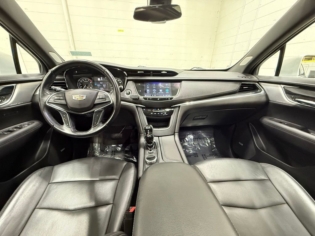Used 2020 Cadillac XT5 Premium Luxury w/ LPO, Floor Liner Package image 33