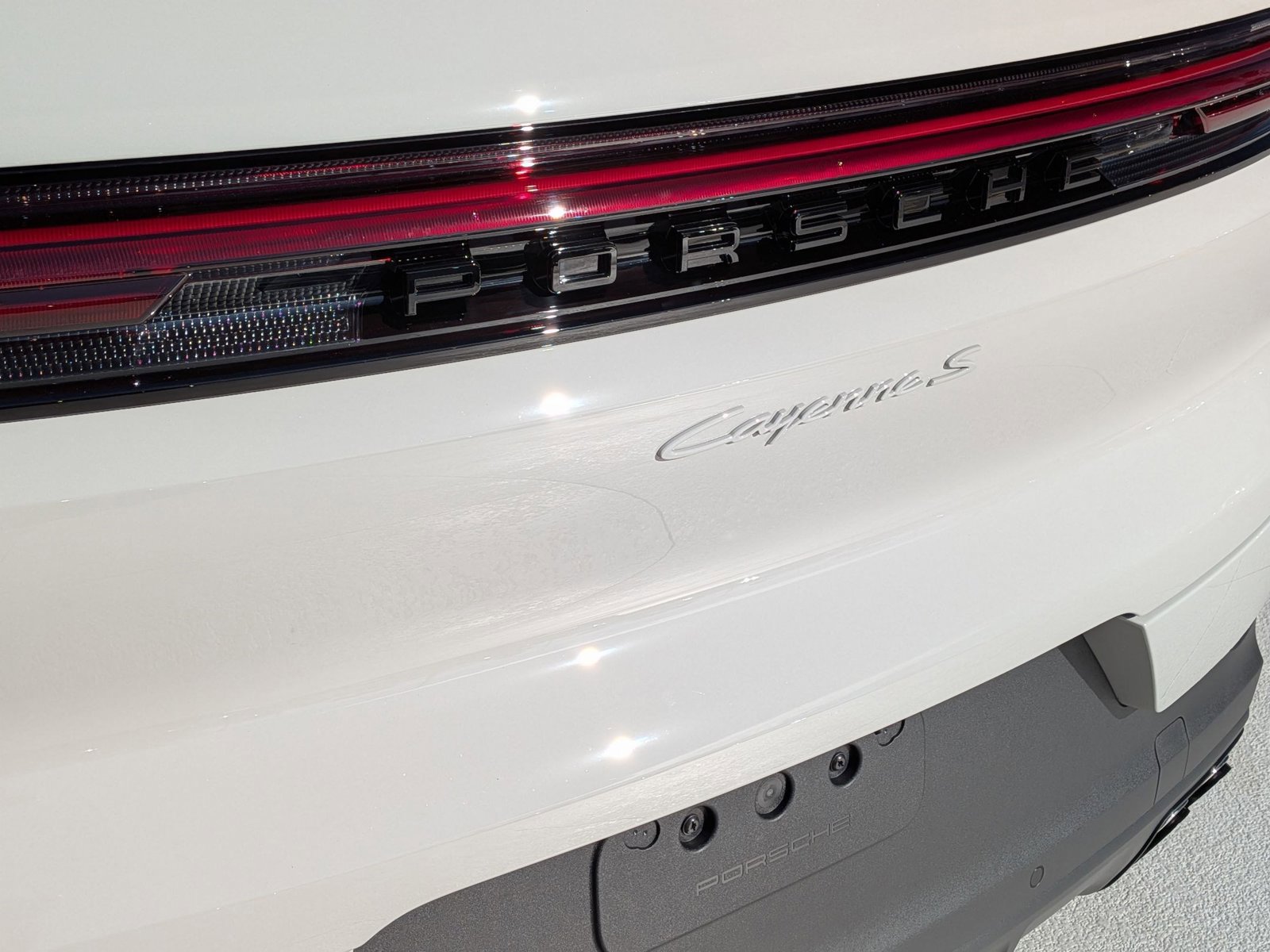 New 2026 Porsche Cayenne S image 13