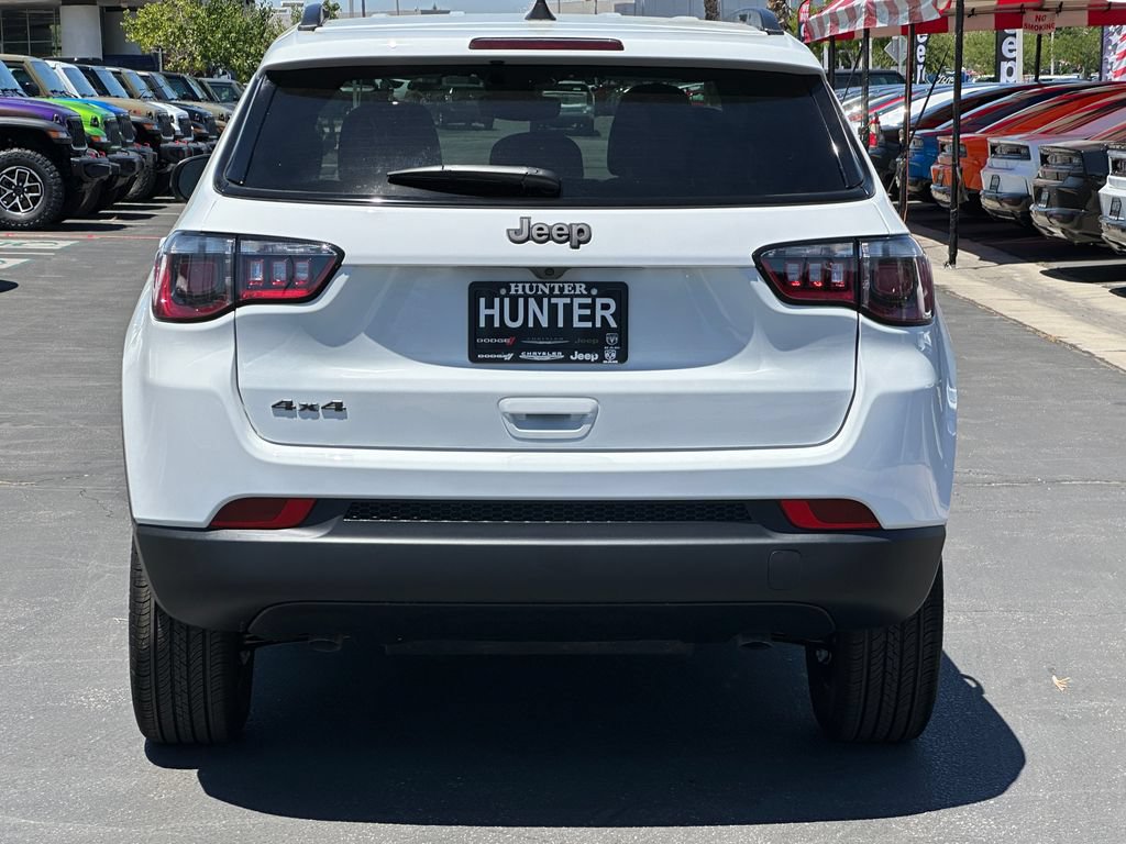 New 2026 Jeep Compass Latitude AWD/4WD image 6