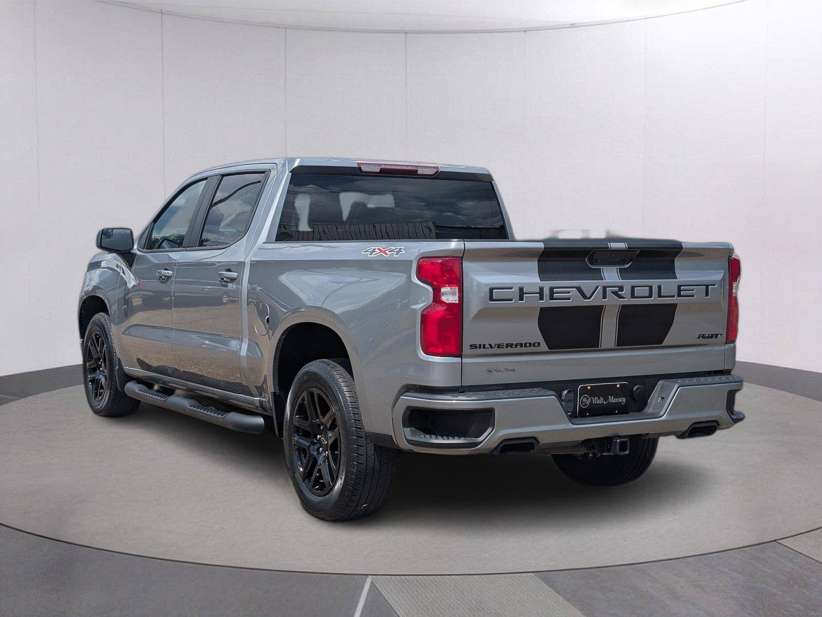 Used 2023 Chevrolet Silverado 1500 RST w/ Rally Edition AWD/4WD image 3