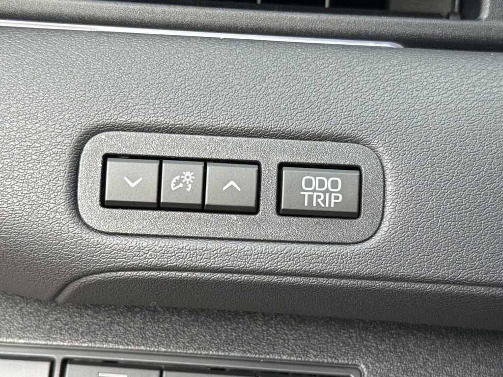 New 2026 Subaru Solterra image 40