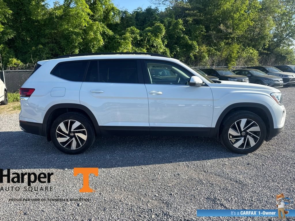 Used 2025 Volkswagen Atlas SE image 6
