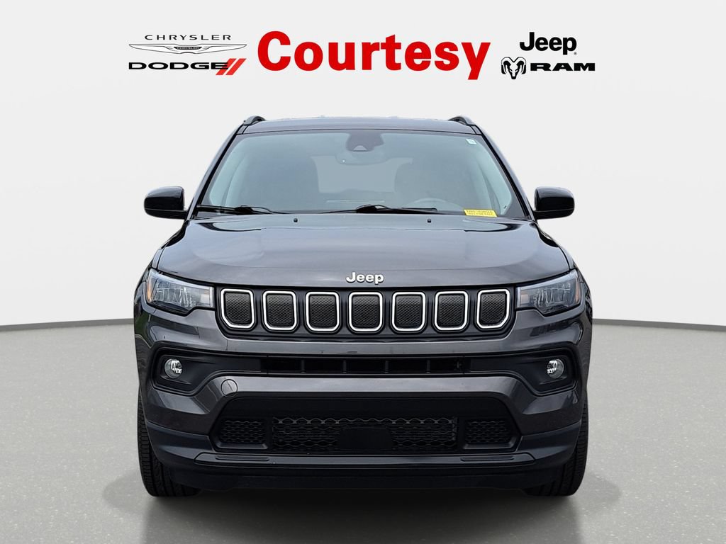Certified 2022 Jeep Compass Latitude AWD/4WD image 9