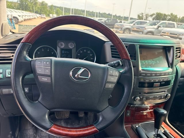 Used 2011 Lexus LX 570 4WD image 13