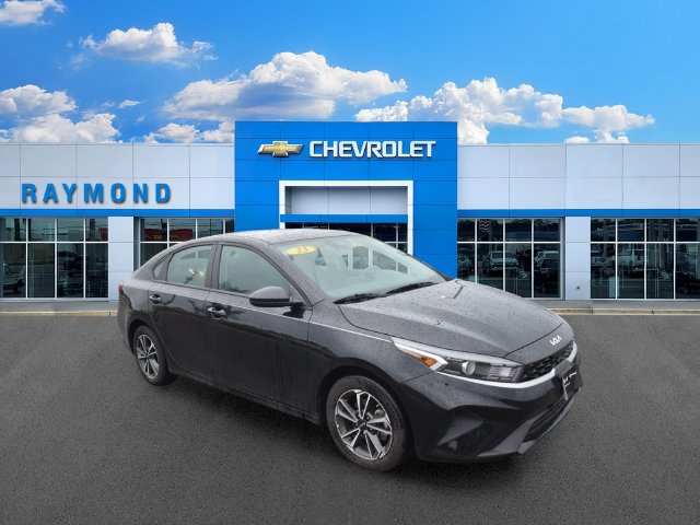 Certified 2023 Kia Forte LXS FWD image 11