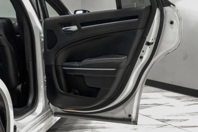 Used 2022 Chrysler 300 S w/ Comfort Group RWD image 64