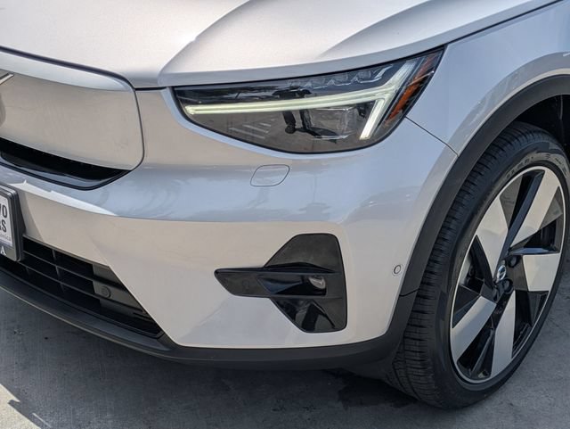 Certified 2023 Volvo XC40 Recharge Ultimate AWD/4WD image 9