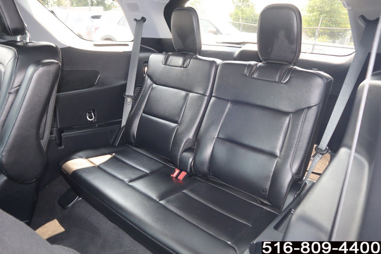 Used 2023 Ford Explorer Limited w/ Limited Technology Package AWD/4WD image 18
