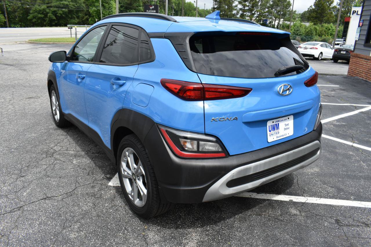 Used 2022 Hyundai Kona SEL w/ Cargo Package FWD image 8